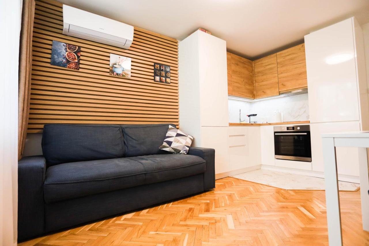 White Central Apartment Varna Exterior foto